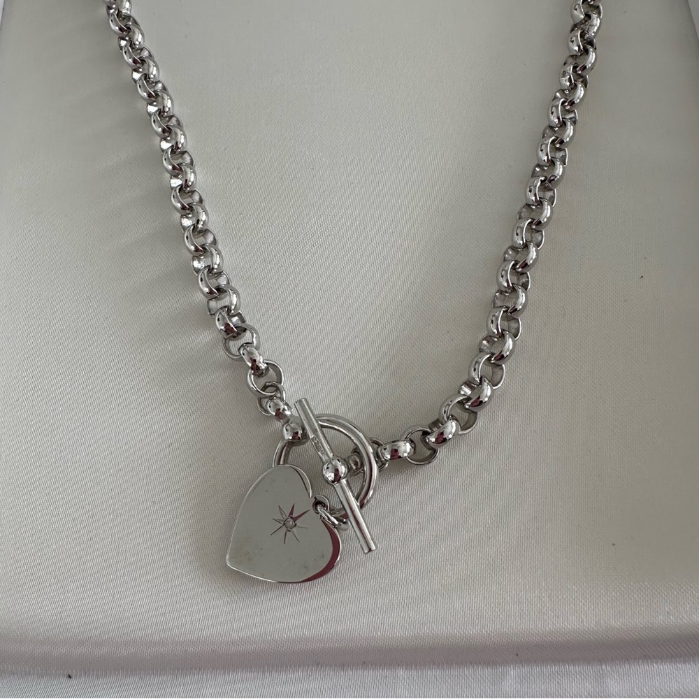 NIB Rogers & Holland “return to tiffany’s” inspired necklace with diamond accent